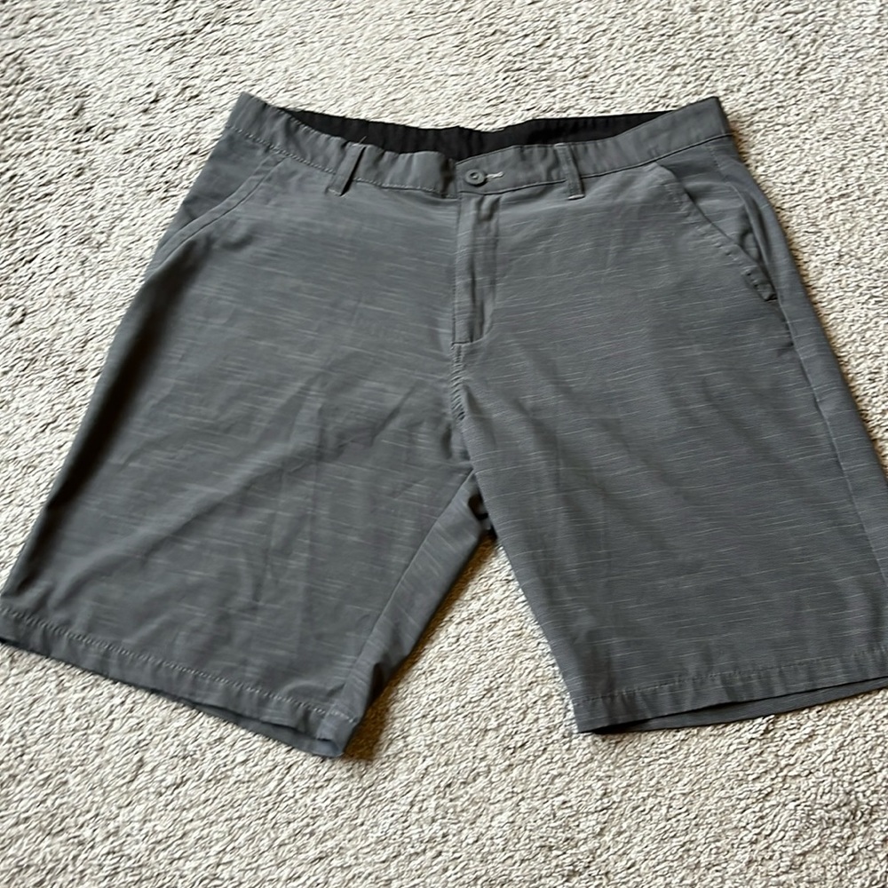 Lightweight men’s shorts size 36